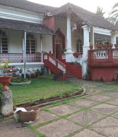 Portuguese Independent Cottage House - Project