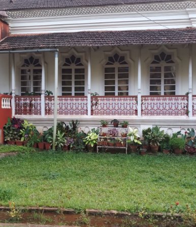 Portuguese Independent Cottage House - Project