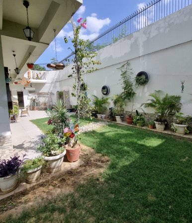 Duplex Villa - Malibu Towne Gurgaon Landscape Garden